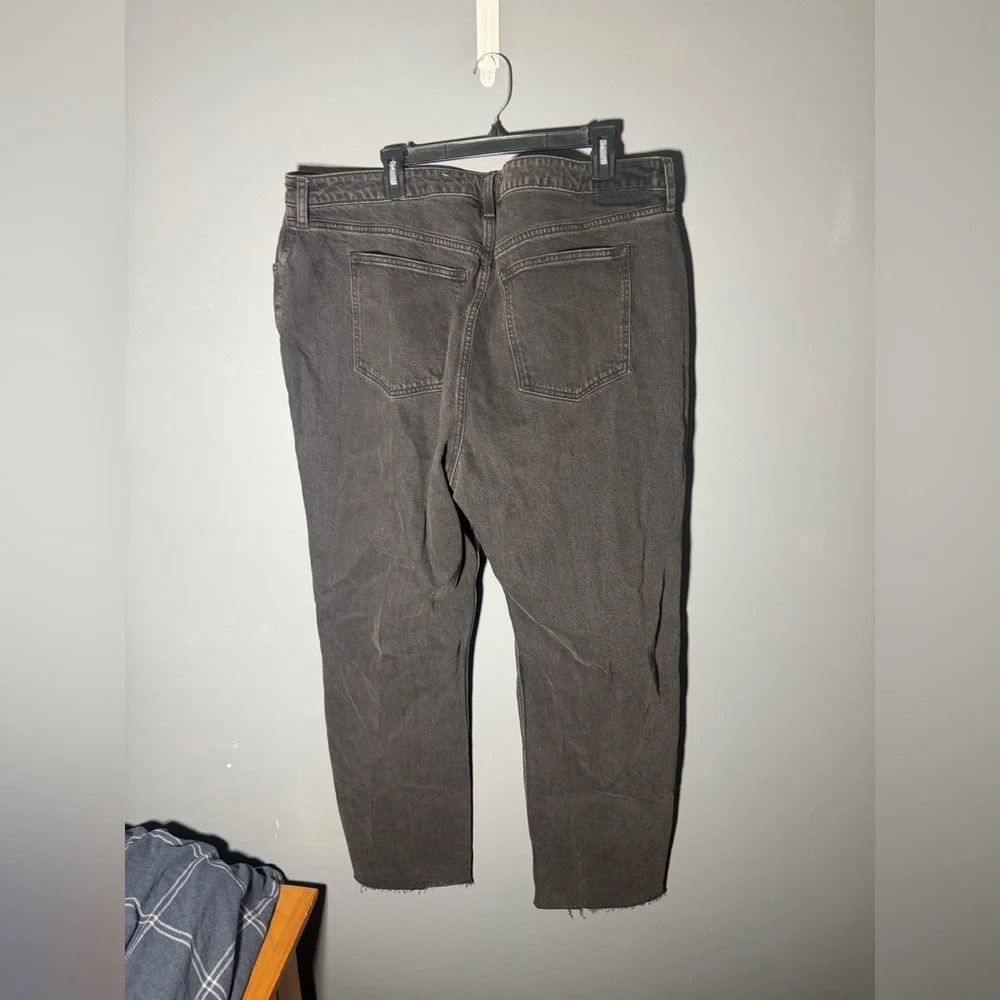 Abercrombie & Fitch High Rise 90s Relaxed Raw Hem Jean Size 35/20 Long - Picture 5 of 6